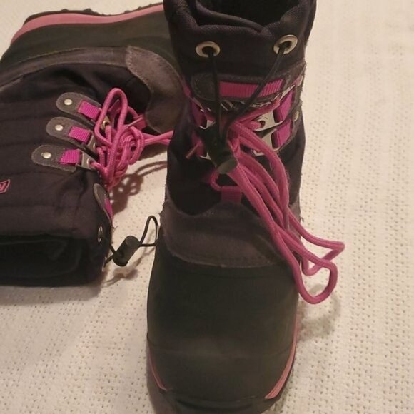 Ranger Tundra Thermolite Insulated Lace-up, Cinchable Sz. 9 Winter Boots - Picture 5 of 11